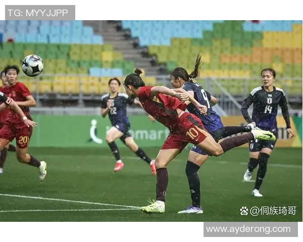 足球巨星携姐姐与妻子现身赛场温情画面引发球迷热议